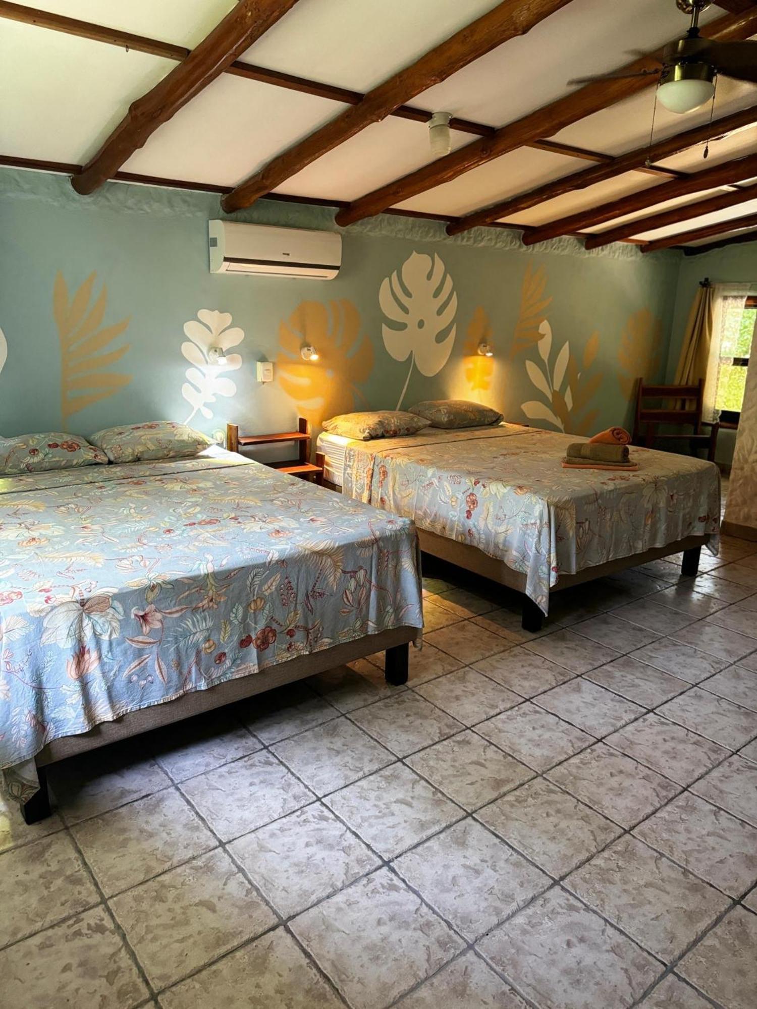 Hotel Entre Dos Aguas Sámara エクステリア 写真